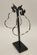 boucles d'oreilles anneaux