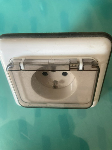 Legrand diplomat prise t - legrand,