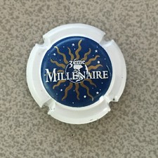 Capsule Champagne GENERIQUE 3EME MILLENAIRE N°649A FOND BLEU CLAIR RARE