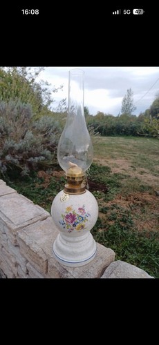 Lampe pétrole blanche - à,