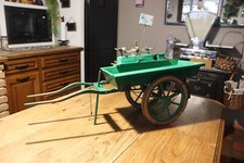 charette etale de marchand 1900