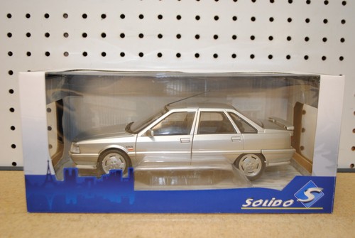 Solido 1990 renault 21 - 1/18,