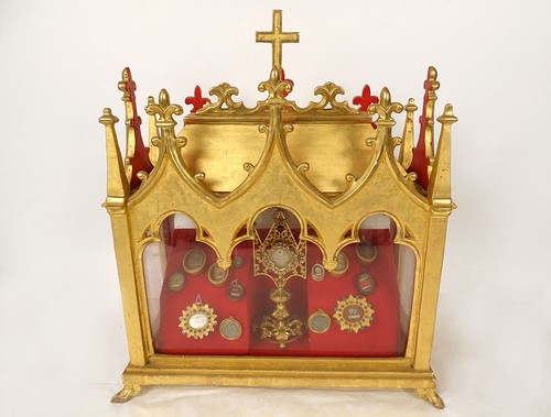 Châsse reliquaire bois doré