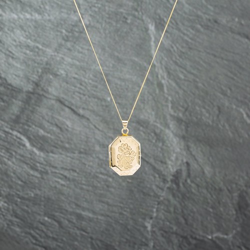 Pendentif médaillon fleurs - de,