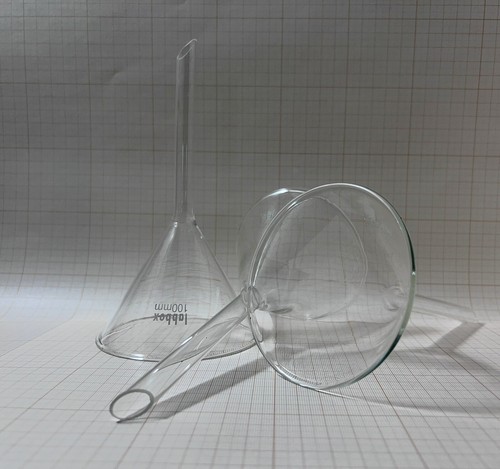 Entonnoir verre labbox - 1,