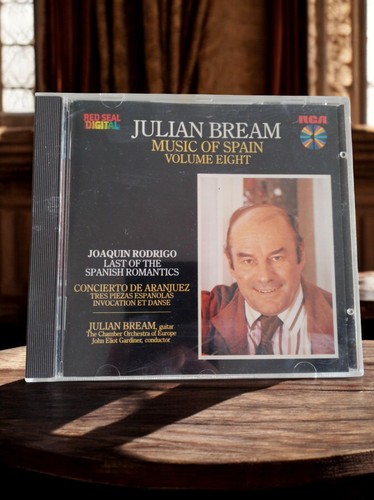 Julian bream music - bream, of