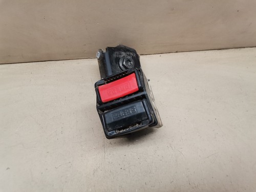 Attache ceinture securite - attache,