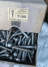  vis à bois tête ronde Fendu