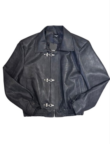 Veste courte cuir - en,