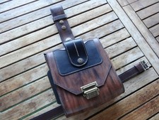 sacoche de cuisse cuir fait main  Bikers,Harley,moto,vintage état neuf 