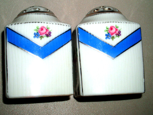 Anciens salerons porcelaine - salerons,
