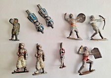 lot 9 FIGURINES EN ALU SOLDAT