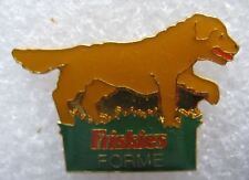 Pin's Alimentation Chien et Clat FRISKIES Forme Chien Jaune  #B1
