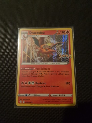 Carte pokémon dracaufeu holo - ,