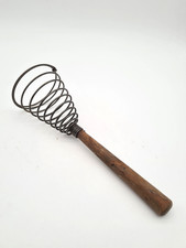 Ancien fouet de cuisine à