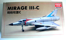 KIT ACADEMY  MINICRAFT    1/48è    MIRAGE III C     COMPLET