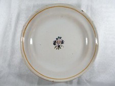( 162 ) TRES BELLE ASSIETTE " FLEUR " EN FAIENCE DE MOUSTIERS OU VARAGES