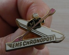 BEAU PIN'S SPORT CANOE KAYAK EMS CHRONOPOST PTT LA POSTE ZAMAC CLAUDE BENEZIT