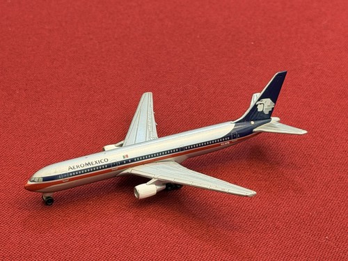 Maquette avion métal - maquette,