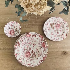 Johnson Brothers Rose Chintz