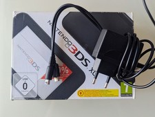 Nintendo 3DS XL Noire dans son