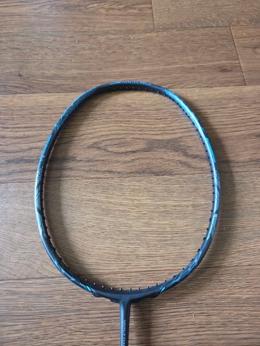 Yonex voltric force 3ug5 - z-force,