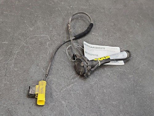 Actionneur pyrotechnique droit