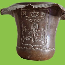 Pot décoratif héraldique