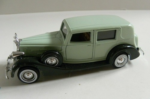 Packard 1937 vert - 1937,