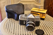 Nikon Nikkorex F avec posemètre Nikkorex et Nikon-s 35/2,8