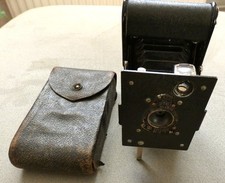 appareil photo tres ancien a