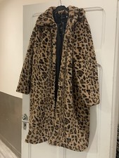 manteau Neuf en fausse