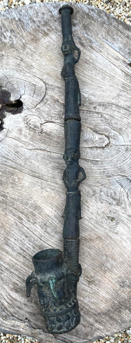 Une pipe africaine - pipe, en