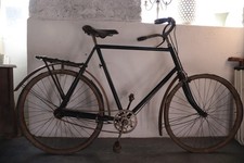 bicyclette Peugeot 1914 proche etat d'origine jantes, garde boues bois plaque 