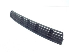 Audi A4 S4 B5 8D 1995 Grille