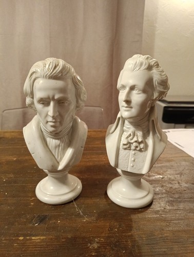 Deux bustes porcelaine - en,