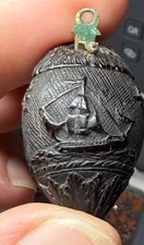 PETITE NOIX DE COROZO SCULPTEE -  Travail de bagnard ou de marin  XIXème