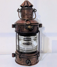 Ancienne lampe de Marine en