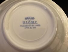 10 assiettes en Porcelaine