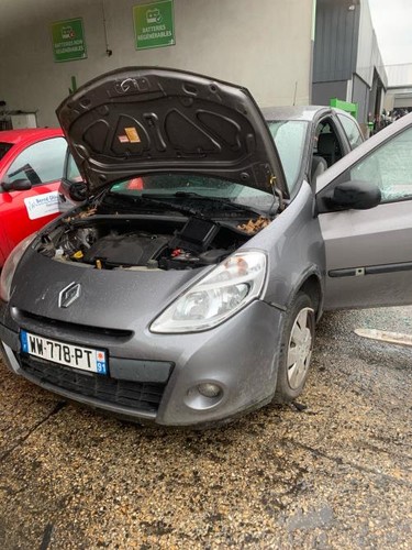 Malle hayon arriere renault - malle/hayon,