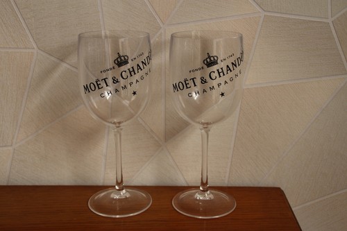Grands verres coupe a - 2,