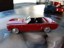 Ford Mustang 1964 solido 