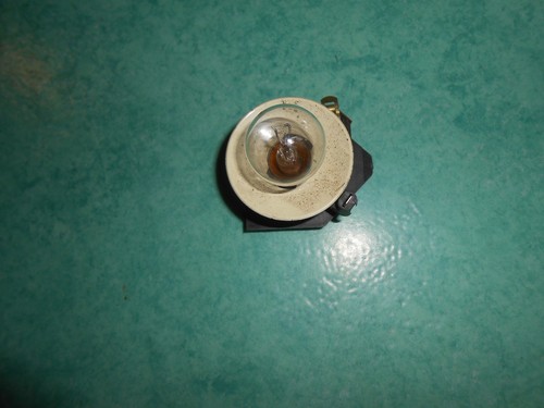 Porte ampoule clignotant trou