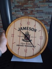 pendule en bois whisky jameson