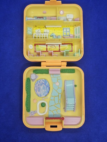Polly pocket midge play - midge's,