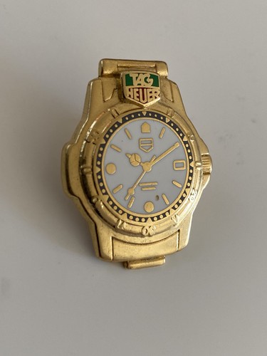 Pin montre tag - montre, or