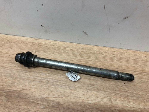 Axe roue avant pour - un,