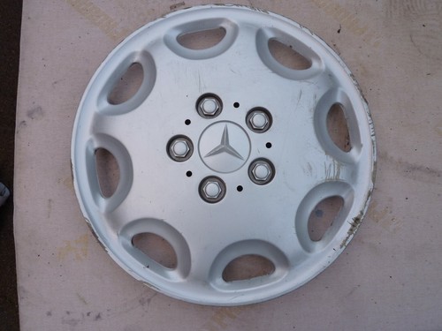 Enjoliveur roue mercedes benz - mercedes,