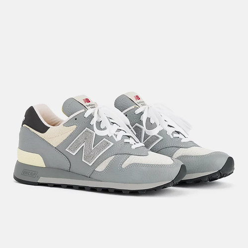 U13007pt new balance - 1300, made