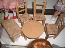 Poupée ancienne - petit salon